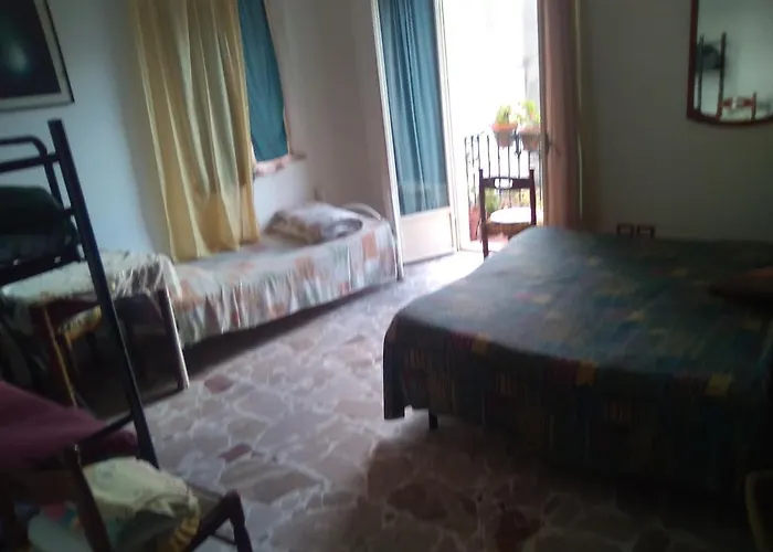 Large Triple Room For Max 3 People